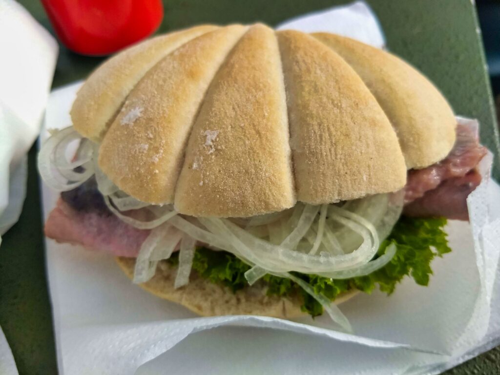 Fischbrötchen mit Matjes